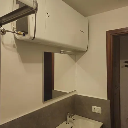 Apartment Monolocale Bixio A *